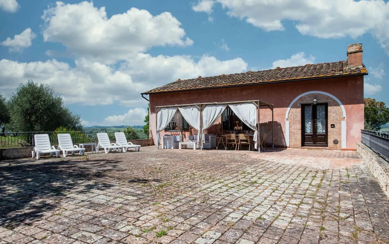 Aparthotel Podere Boscone Gambassi Terme