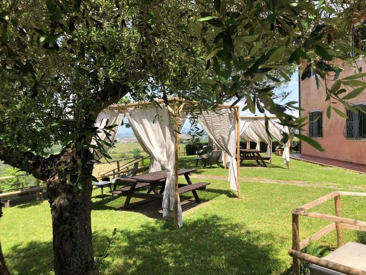 Podere Boscone Gambassi Terme Aparthotel