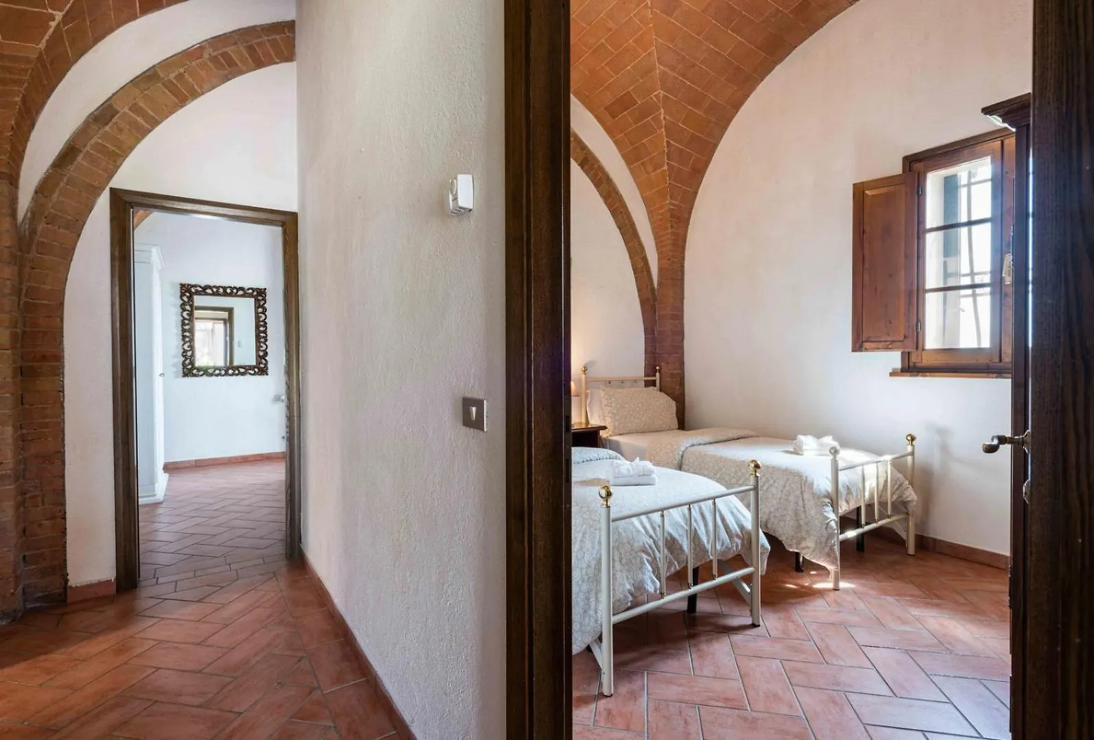 Podere Boscone Gambassi Terme Aparthotel